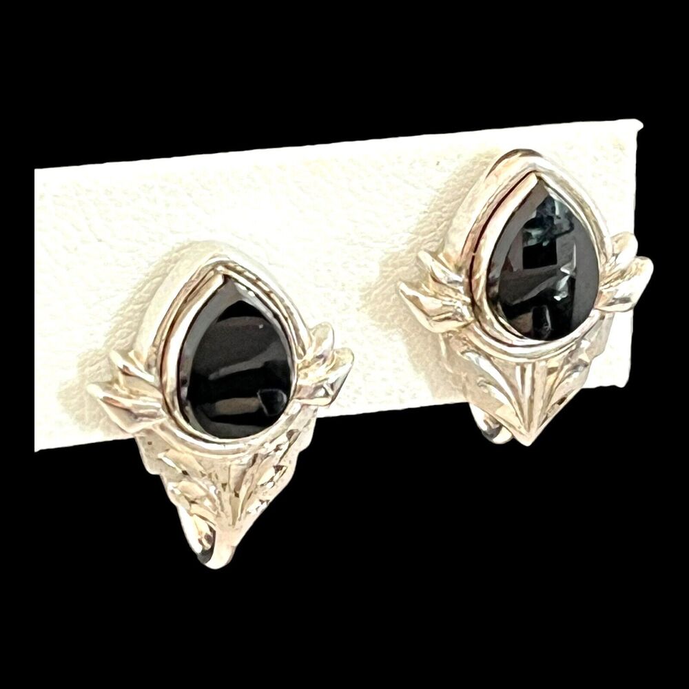 Vintage 1950s Marvel Black Onyx Earrings Sterling Silver Screwback Closure  4H